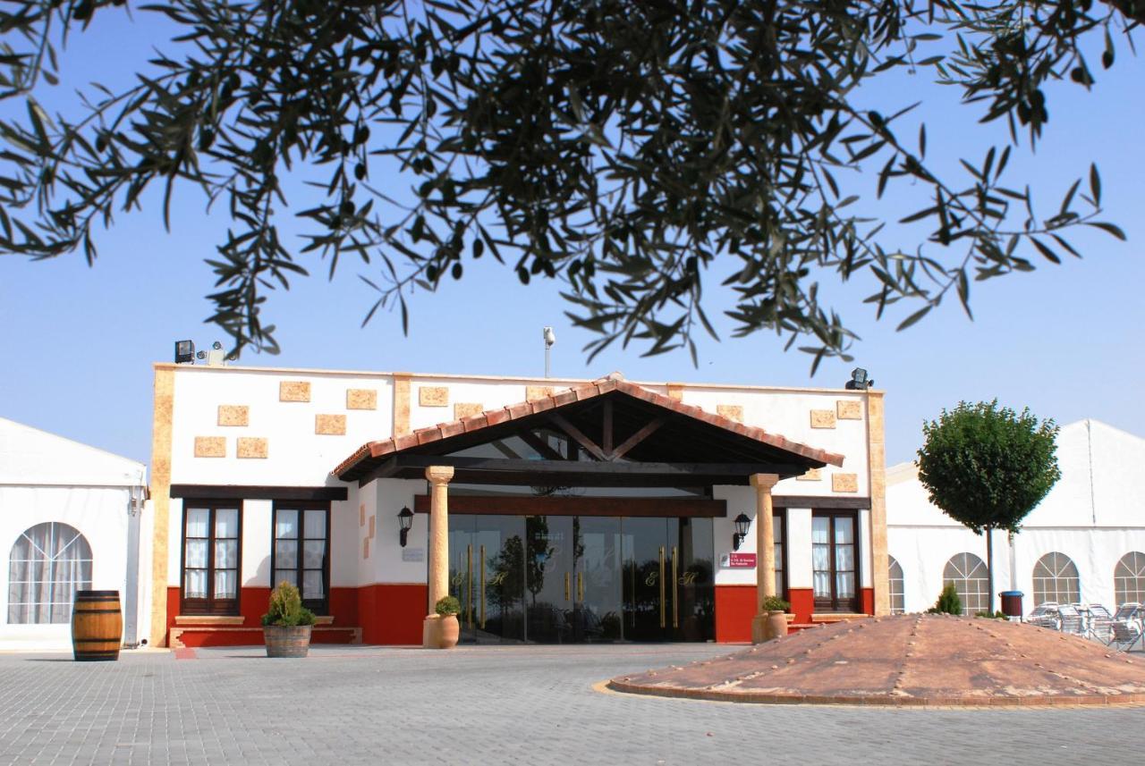 Hotel Encinar Bungalows-Restaurante Pedro Muñoz Exterior foto